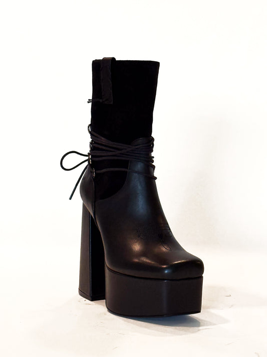 Atta Girl Platform ★ Black